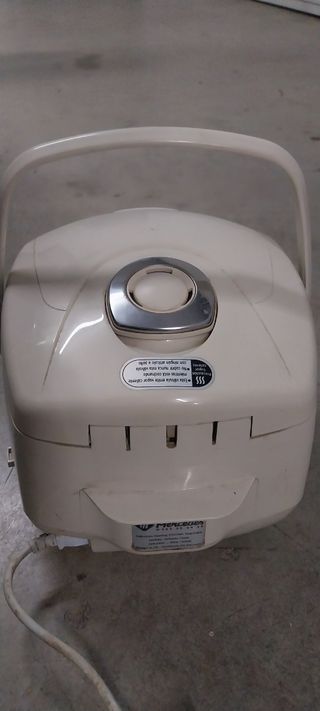 Robot de Cocina Mercedes en buen estado