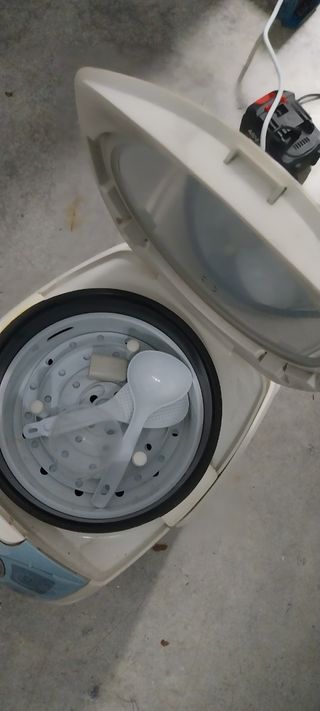 Robot de Cocina Mercedes en buen estado