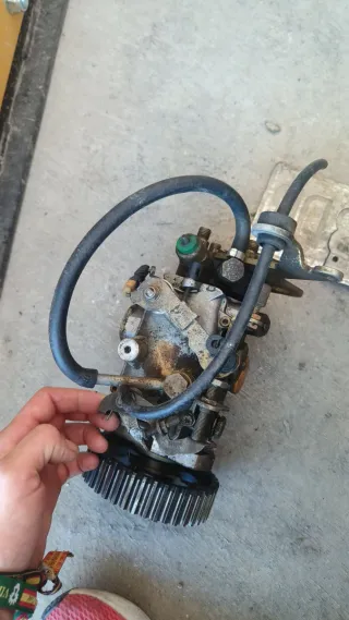 Bomba Inyectora Diésel Coche Citroen c-15