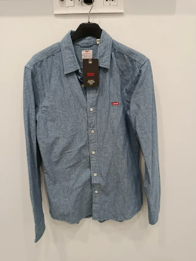 Camisa Levi's azul