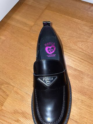 Mocasines negros charol- talla 36- sin estrenar 