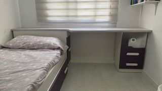 Conjunto Cama y Escritorio Blanco/Morado