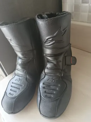 Botas de Moto Alpinestars Negras en buen estado 
