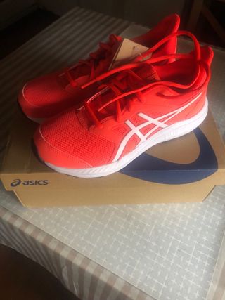 Zapatillas Asics Talla 37.5 Rojas