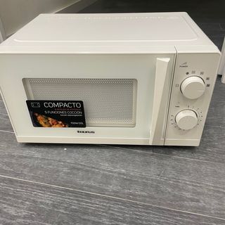 Microondas Taurus Compacto 700W 20L