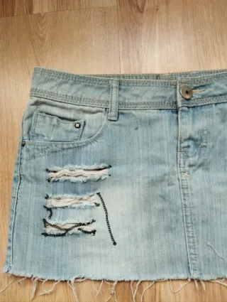 Falda vaquera Bershka 