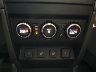 Land Rover Defender 2021