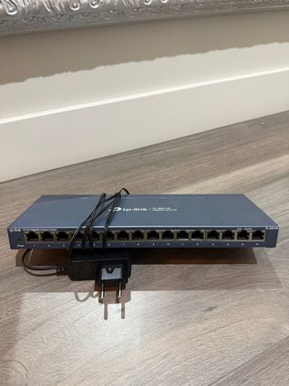 Switch TP-Link 16 Puertos Gigabit
