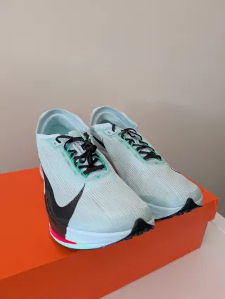 Nike Streakfly 2 Talla 42