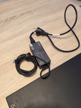 Portátil Lenovo X1 Carbon 7ª Gen Negro