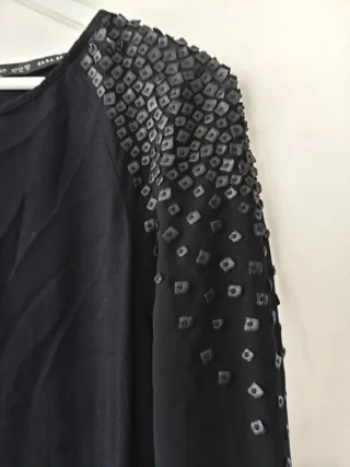 Blusa Zara Gasa Negra con Apliques Piel