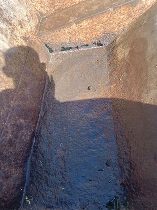Dumper de obra azul