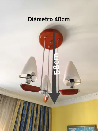 Lámpara de techo 3 focos madera y metal. Recoger