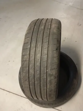 Neumáticos de coche