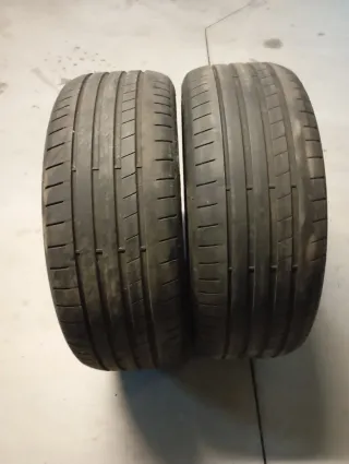 Neumáticos de coche
