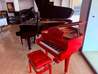 Mini piano de cola rojo