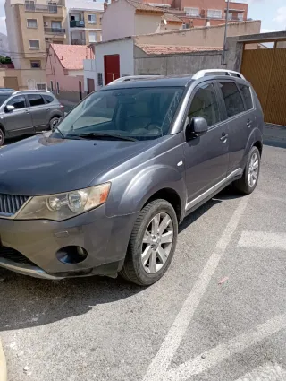 Mitsubishi Outlander 2009