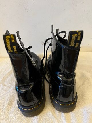 Botas Dr. Martens charol negras talla 39