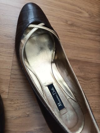 Zapatos salón Massimo Dutti coco marrón/dorado 38