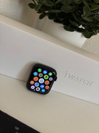 Apple Watch Series 7 45 mm negro + correa premium