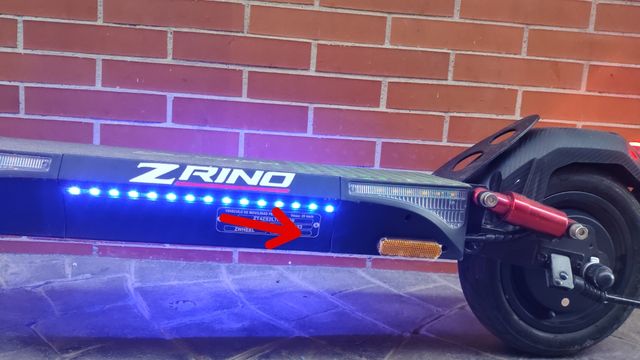 Almuñecar- Patinete Eléctrico ZRINO 