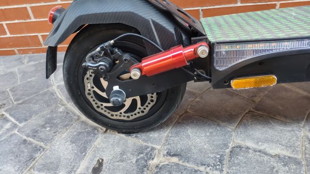 Almuñecar- Patinete Eléctrico ZRINO 