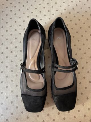 Merceditas ZARA Talla 38 Malla Negra