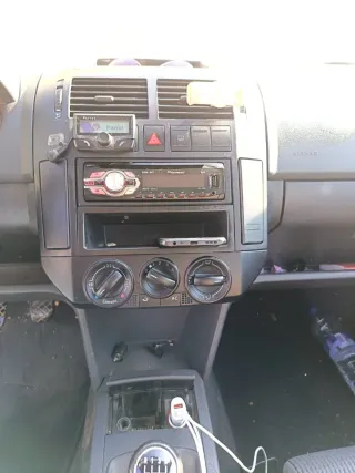 Volkswagen Polo 2003