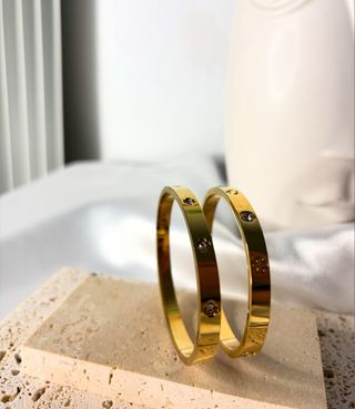 Pulseras Doradas con Cristales