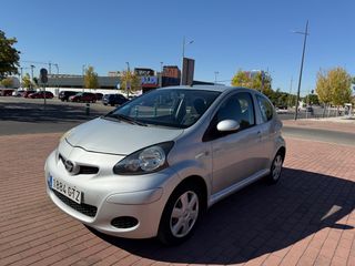 Toyota Aygo 1.0 GASOLINA AUTOMATICO 