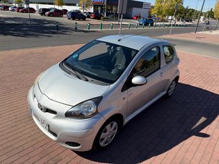 Toyota Aygo 1.0 GASOLINA AUTOMATICO 