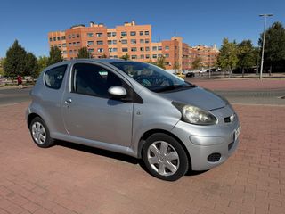 Toyota Aygo 1.0 GASOLINA AUTOMATICO 