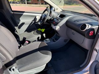 Toyota Aygo 1.0 GASOLINA AUTOMATICO 
