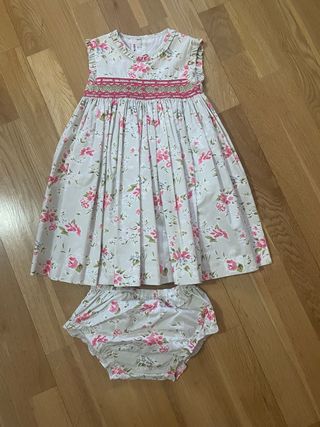 Vestido y braguita floral verano niña.
Neck & Neck