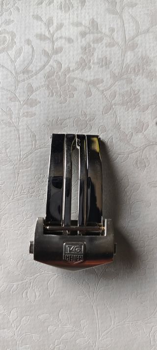 Cierre TAG Heuer correa reloj plateado