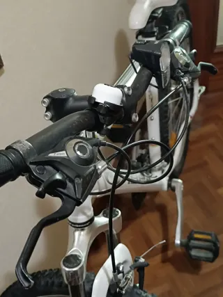 Bicicleta Orbea
Rueda 26 pulgadas 