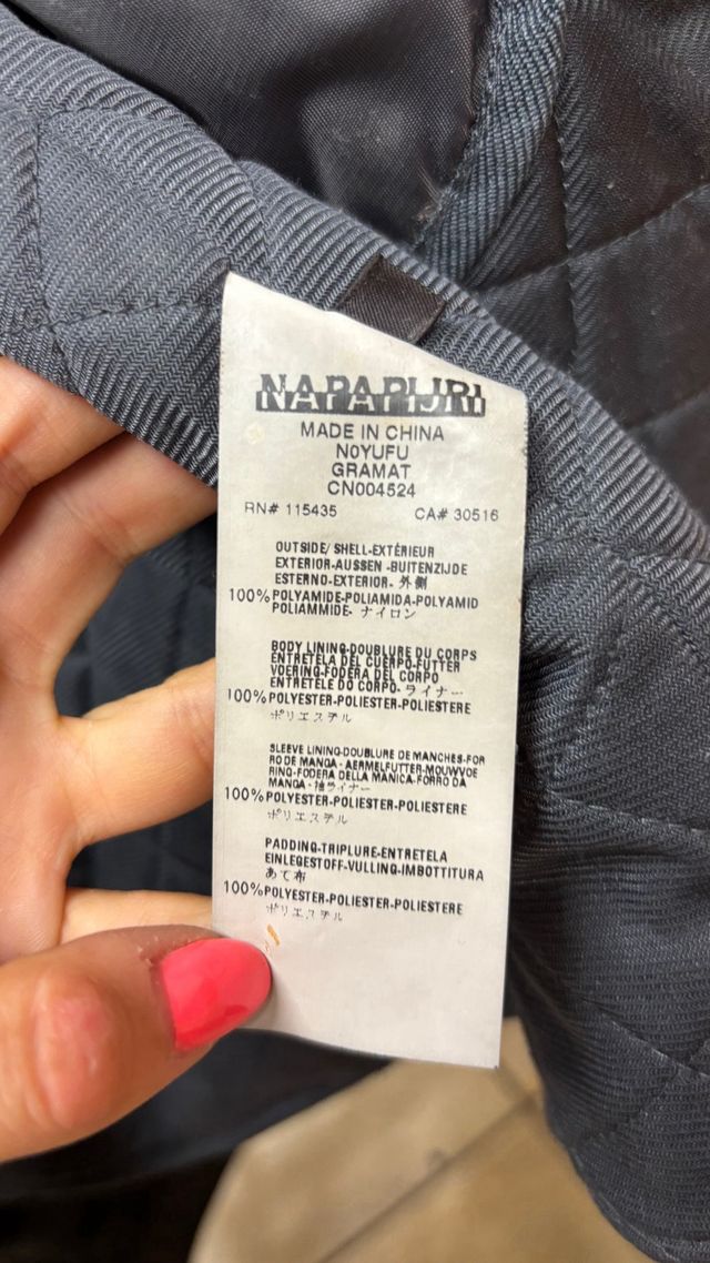 Chaqueta Napapijri 2 en 1 Negra