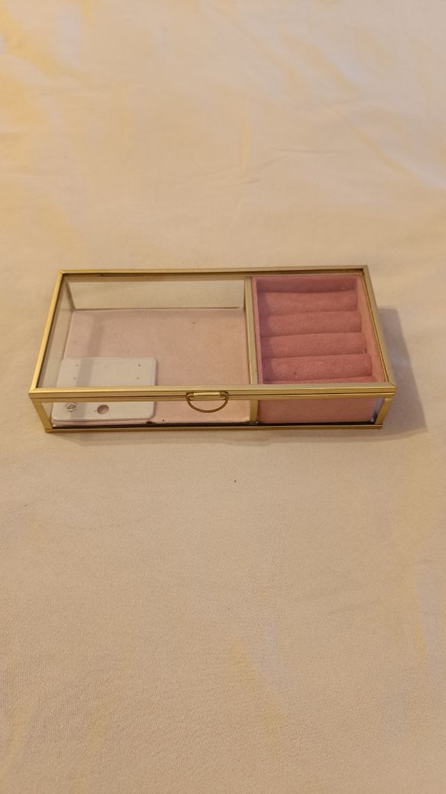 Conjunto Joyeros y Organizadores Dorados