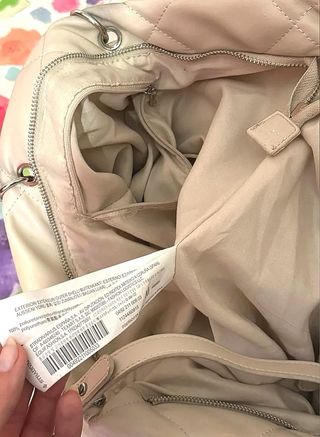 Bolso grande Stradivarius acolchado con cadena