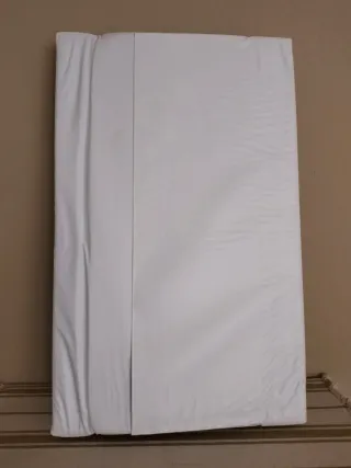 Cambiador de bebé con estrellas