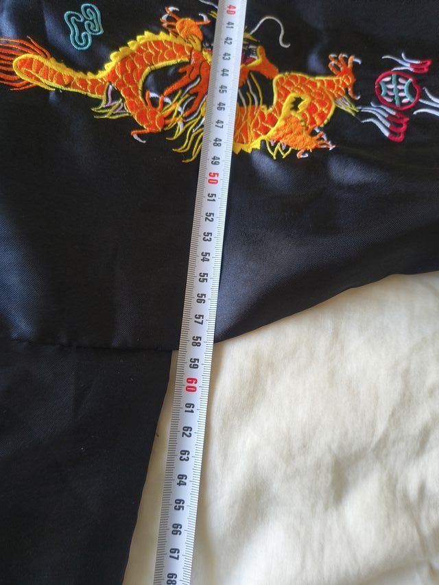 Battaglia kimono cinese ricamata con drago unisex