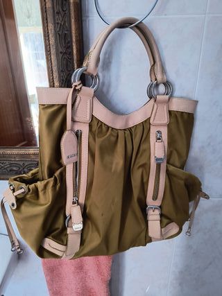 Bolso DKNY dorado y cuero beige