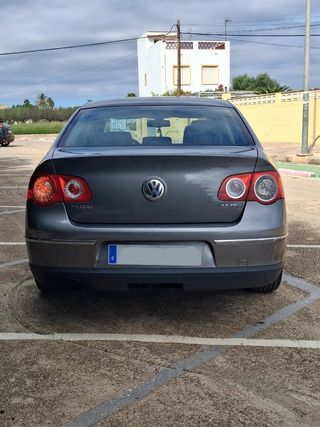 Volkswagen Passat 2005
