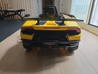 Coche Eléctrico Lamborghini Amarillo