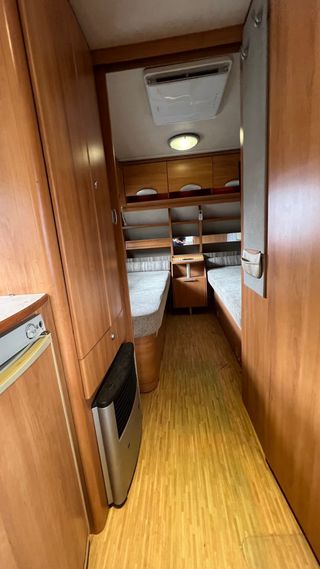 HIMMER NOVA 2007 caravana 