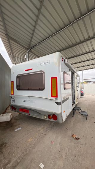 HIMMER NOVA 2007 caravana 