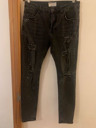 Pantalón Bershka Negro Roto Talla M