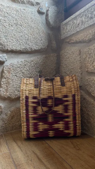 Bolso Junco Artesanal Cuero Morado