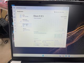 Portátil Intel Celeron N4000 6GB RAM 256GB V811