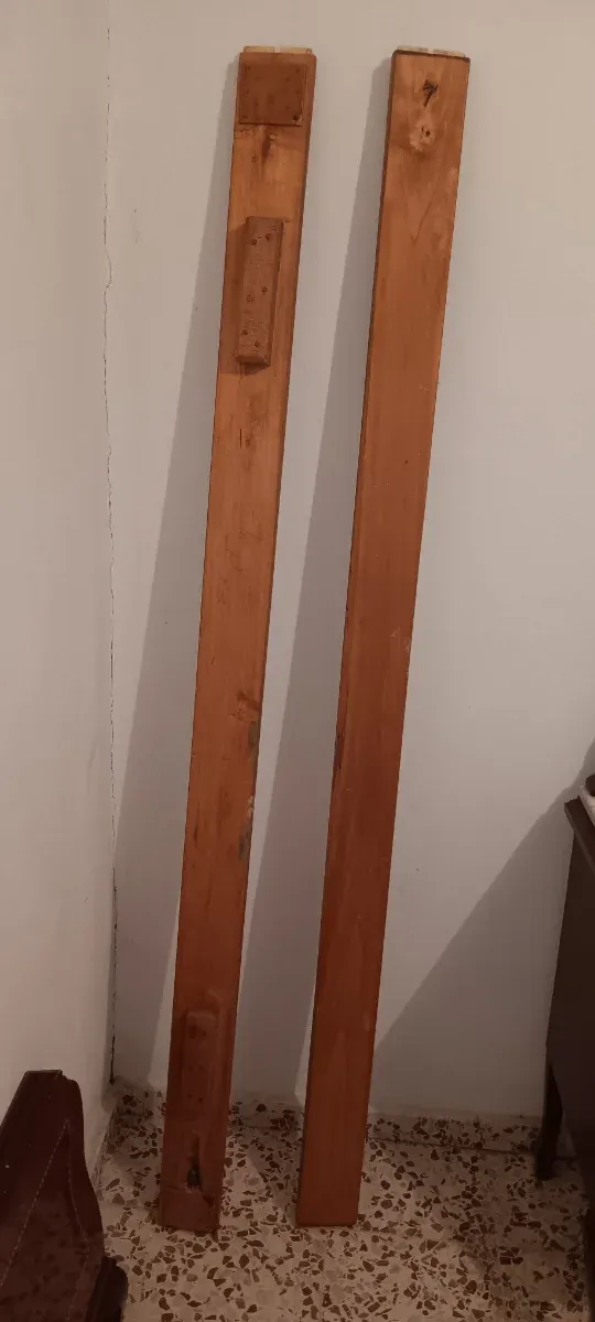 Dormitorio antiguo madera y mármol